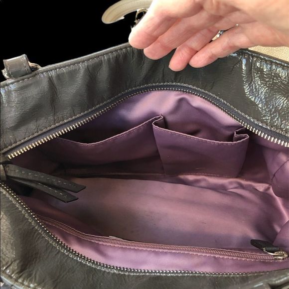 UEC Coach Gray patten leather tote bag - Picture 9 of 11